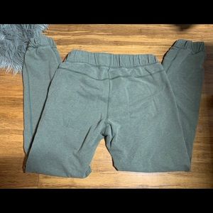 LULULEMON Joggers Heathered Green